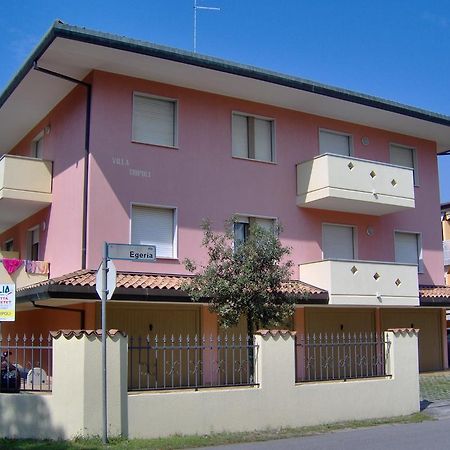 Villa Tripoli Бибионе Номер фото
